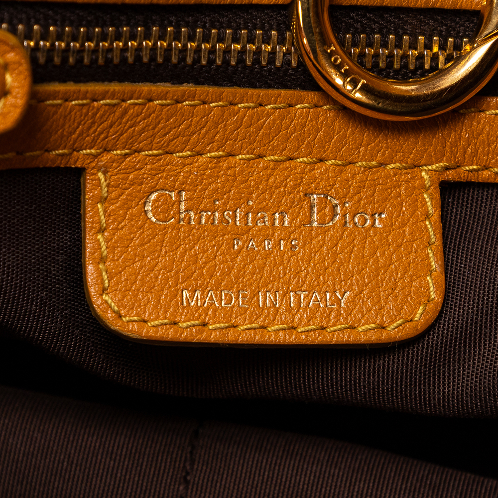 Dior 61 Tote - Picture 12 of 15